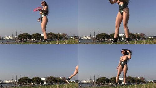 2024 04 10 Topless Frisbee Shy Goth