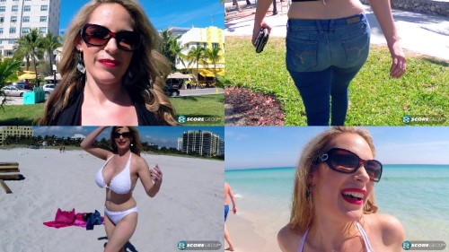 2015.06.26 Desiree On South Beach Desiree Vega