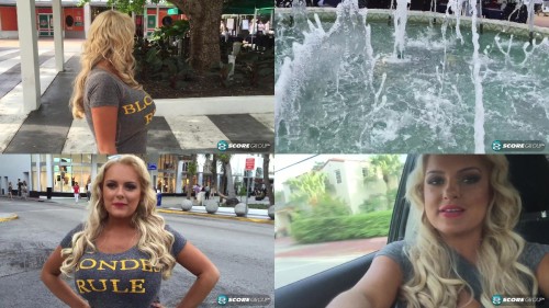 2016.08.27 Tourist Time Katie Thornton