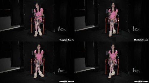 NikkiZeesFirstGloryholeInterview_s01_NikkiZee_2160p.jpeg