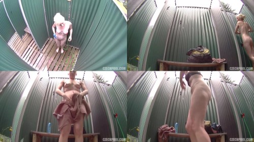 czechpool.48.jpeg