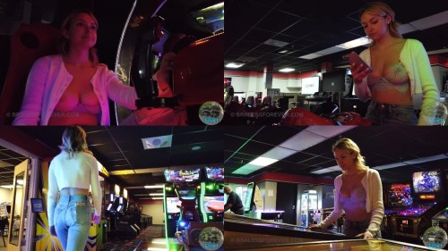Rachel_-_Rachel_in_the_Arcade.jpeg