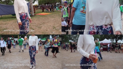 Solo_-_Braless_at_a_Festival.jpeg